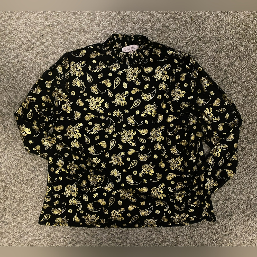 Harlow & Rose Women's Long Sleeve Round Neck Black Top Blouse Size M